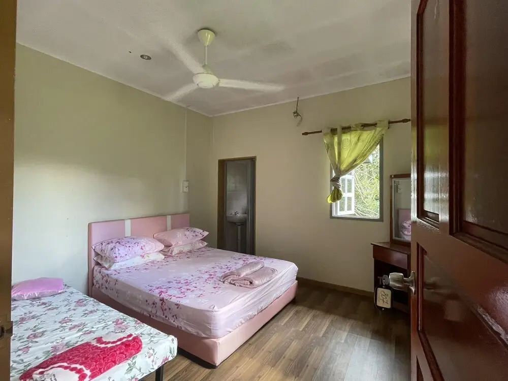 OYO Home  90588 Nadine Guesthouse