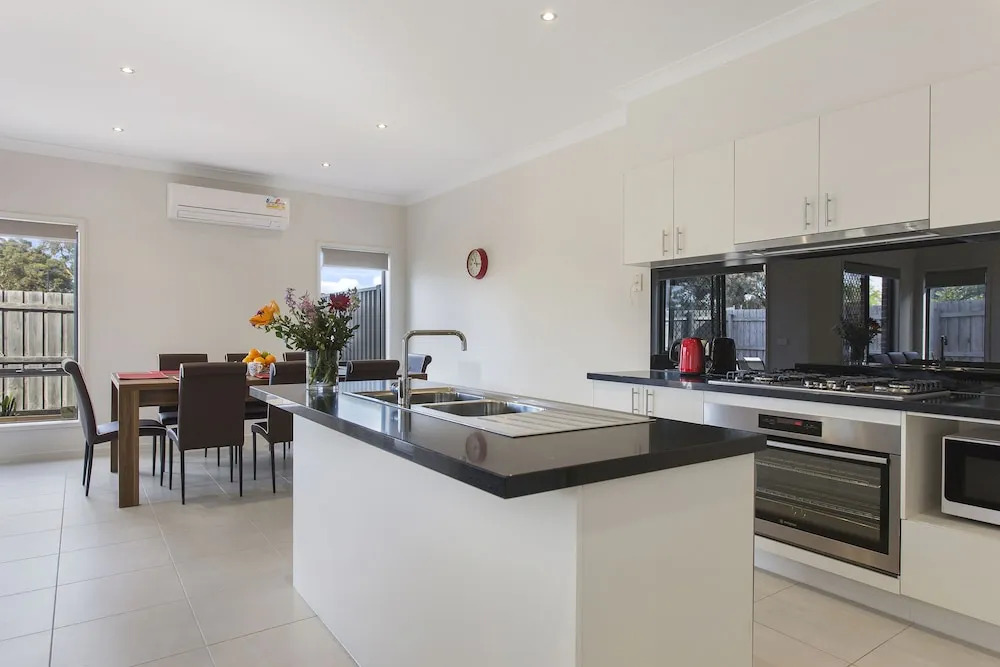 Bradford Place - Melbourne