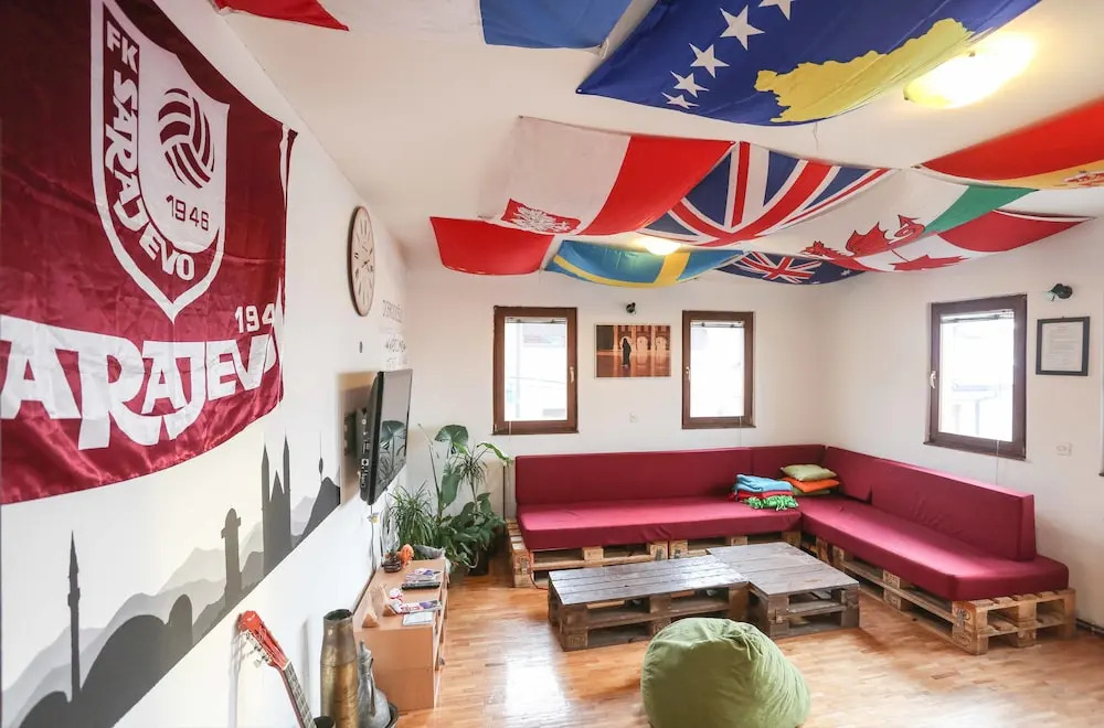 Haris Youth Hostel