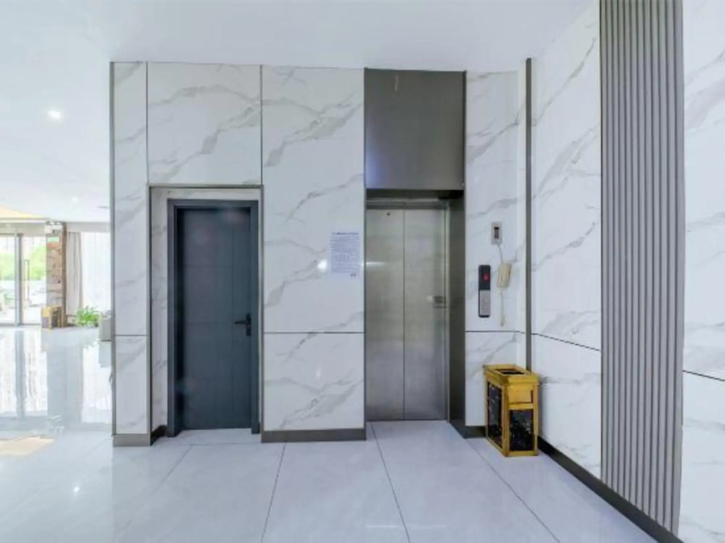 Longding Business Hotel