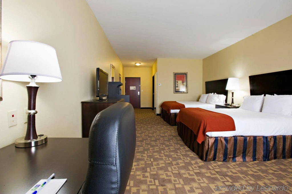 Holiday Inn Express &Suites Snyder by IHG