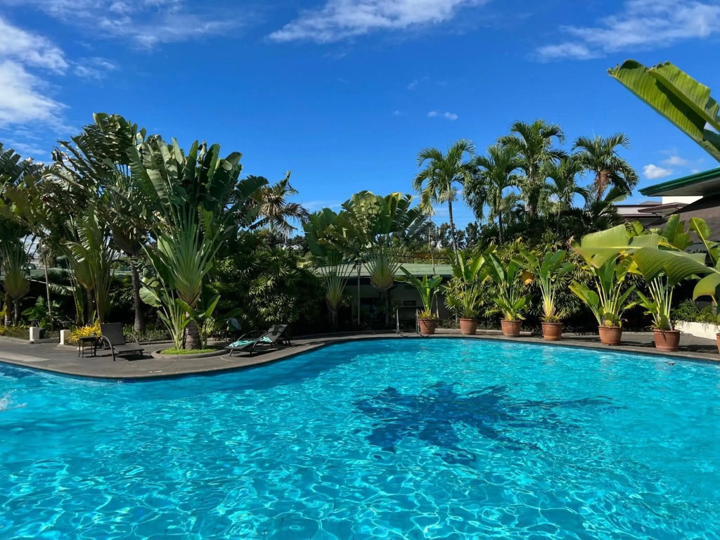 Oasis Hotel