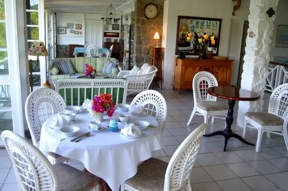 Mango Beach Inn
