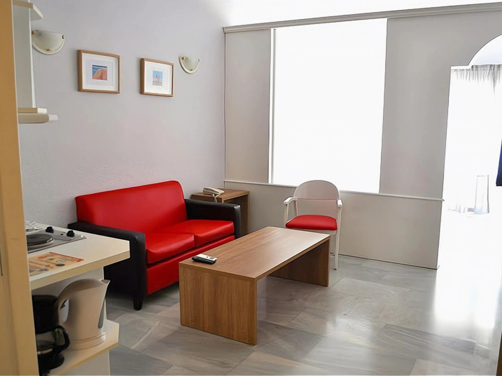Pleasant apartment in Benalmadena near Playa Beach