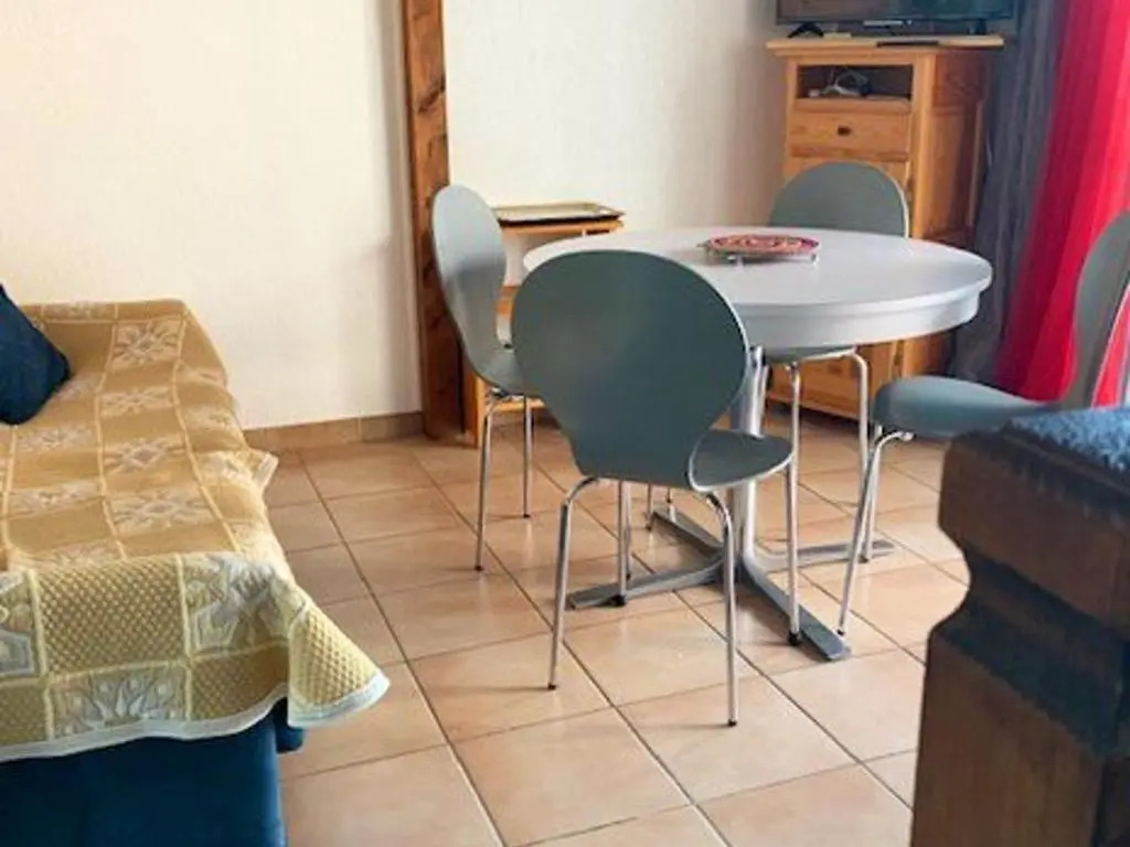 Villa Mitoyenne Climatisée, Piscine, Parking, 450m de la Plage - FR-1-607-17