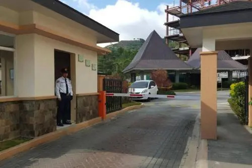 Courtyards 2br