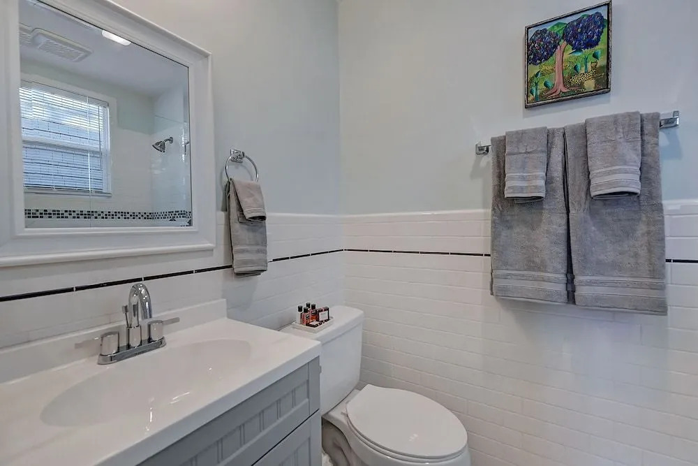 The Home Collection CLT: Lamar Avenue