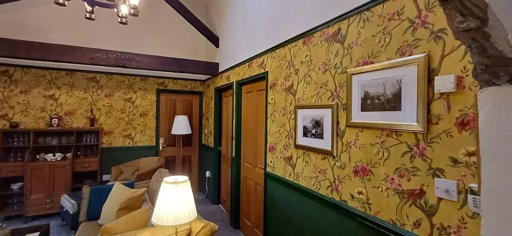Riverside Cottage at Logwood Mill