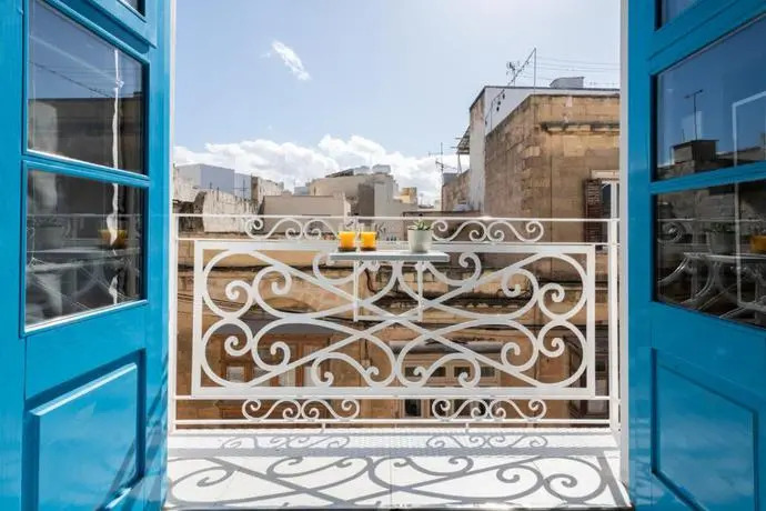 Zenobia Cham Palace