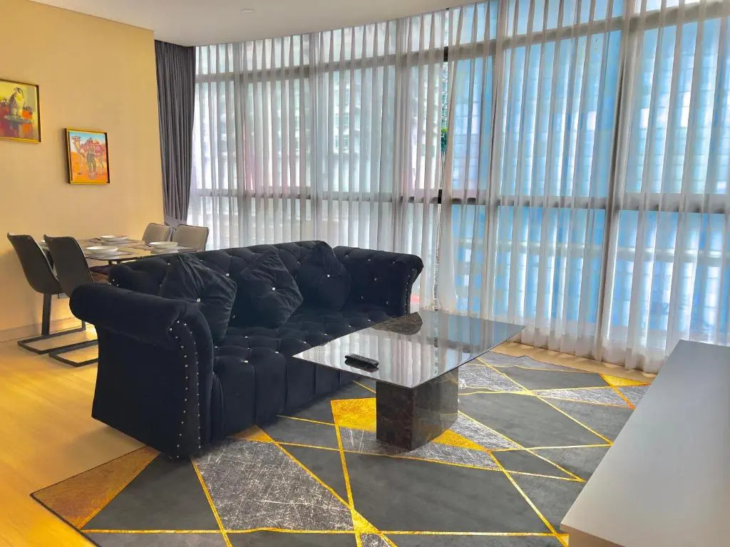 2bedroom condo in heart of Bangkok