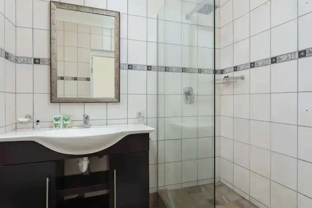 Newly Renovated Studio Apartment in Cape Town