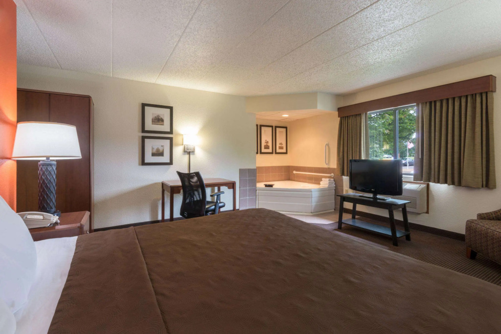 AmericInn by Wyndham Minocqua