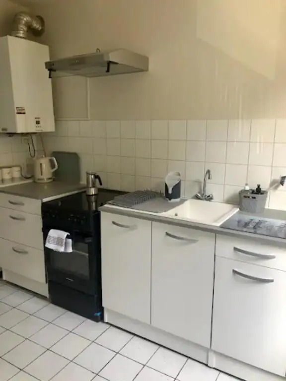 2 Bed Apartment Near the Coast & City Center