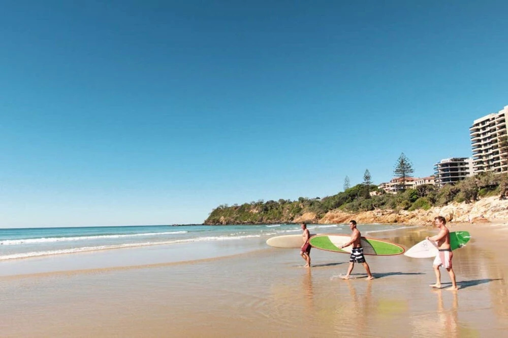 6BR Coolum Beach