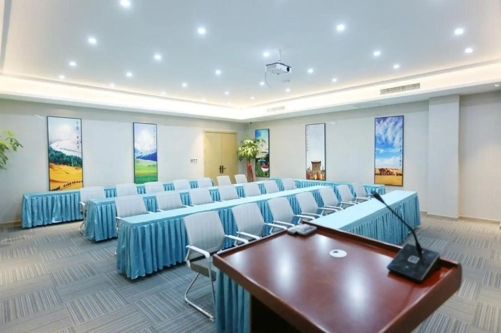 H Hotel (Yinchuan Xinhua East Street)