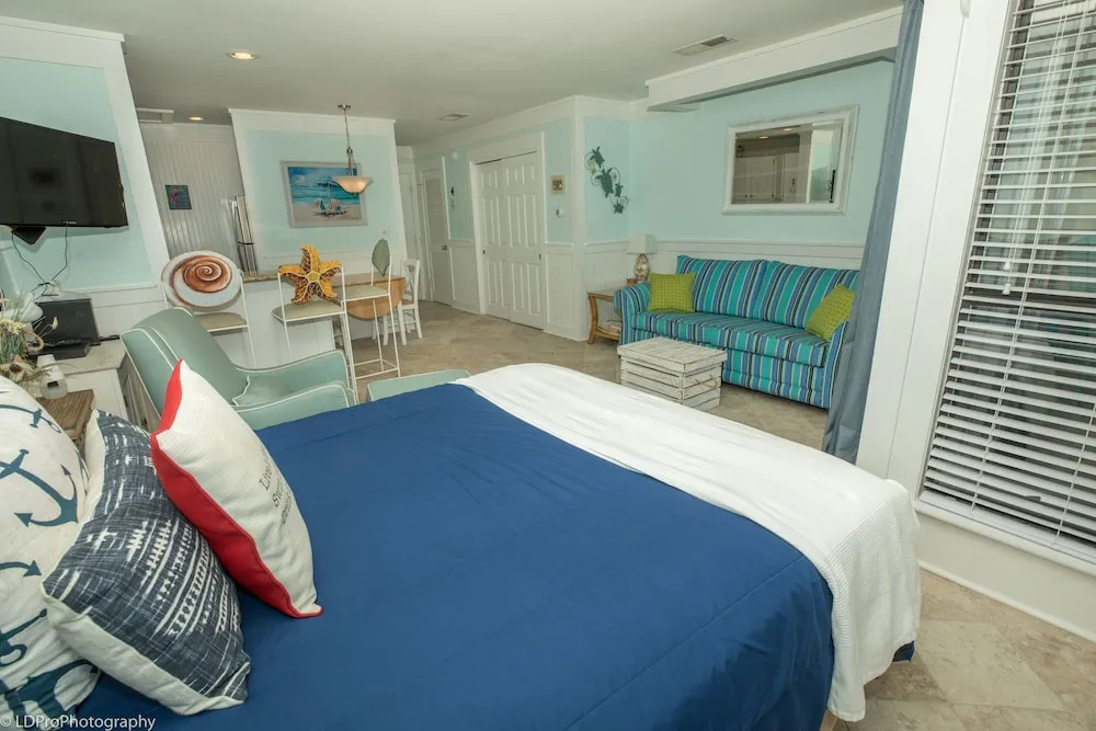 Sandpiper Cove 8202 Condo