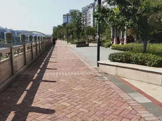 Cenggong Youxuan Hotel