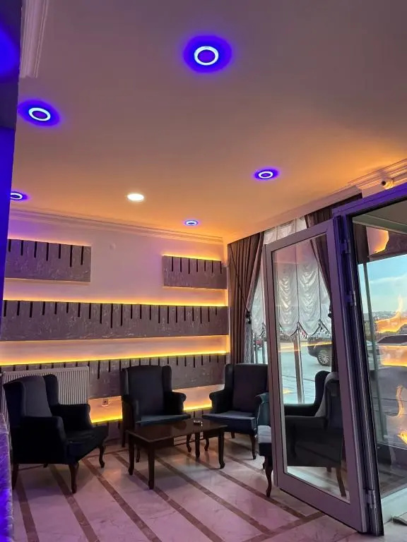Çiçek Hotel