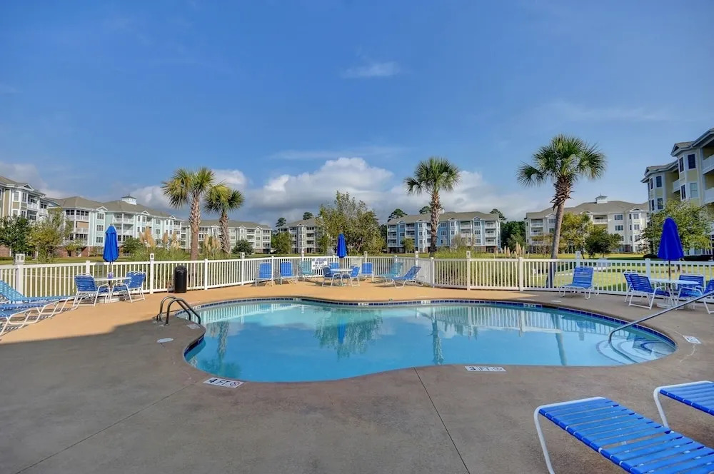 4827 Magnolia Lake Drive, #302 3 Bedroom Condo by RedAwning
