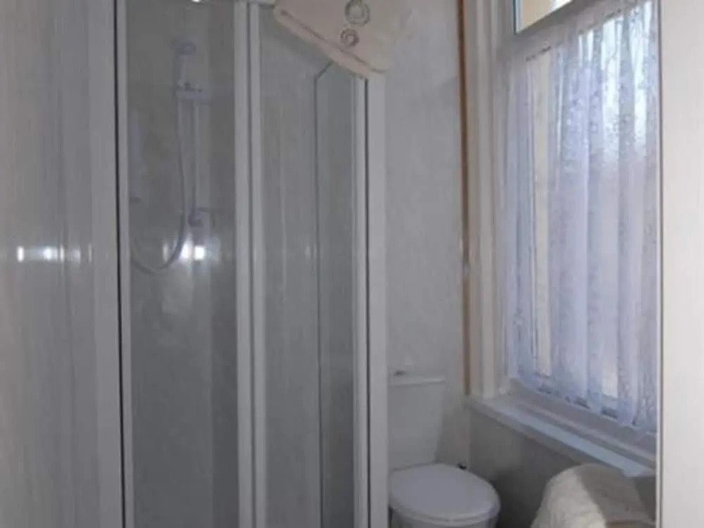 Bridges Guesthouse