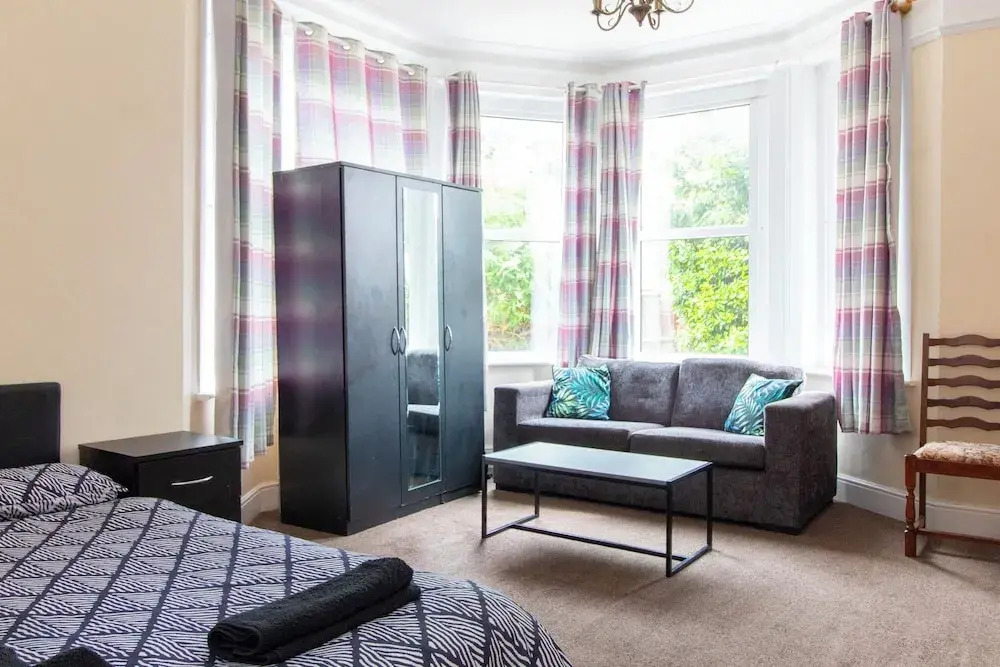 Thornbury Guest House Room 1