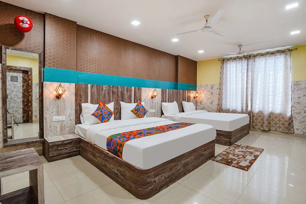 Rs Residency by OYO Rooms