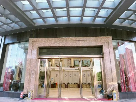 Joy Gate Mercure Hotel