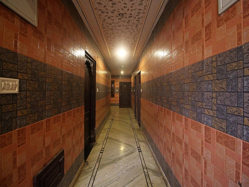 OYO 8515 Ashok Palace