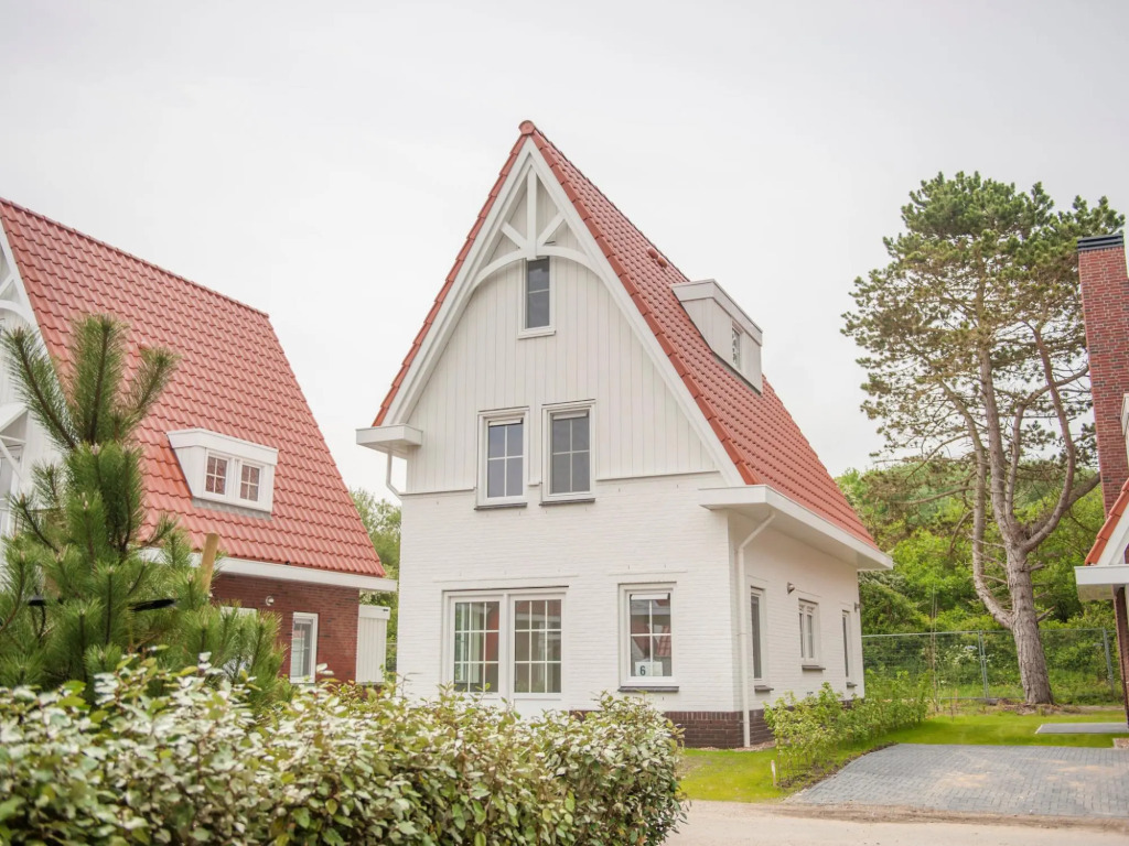Luxury Villa, 2 Baths, nr Beach