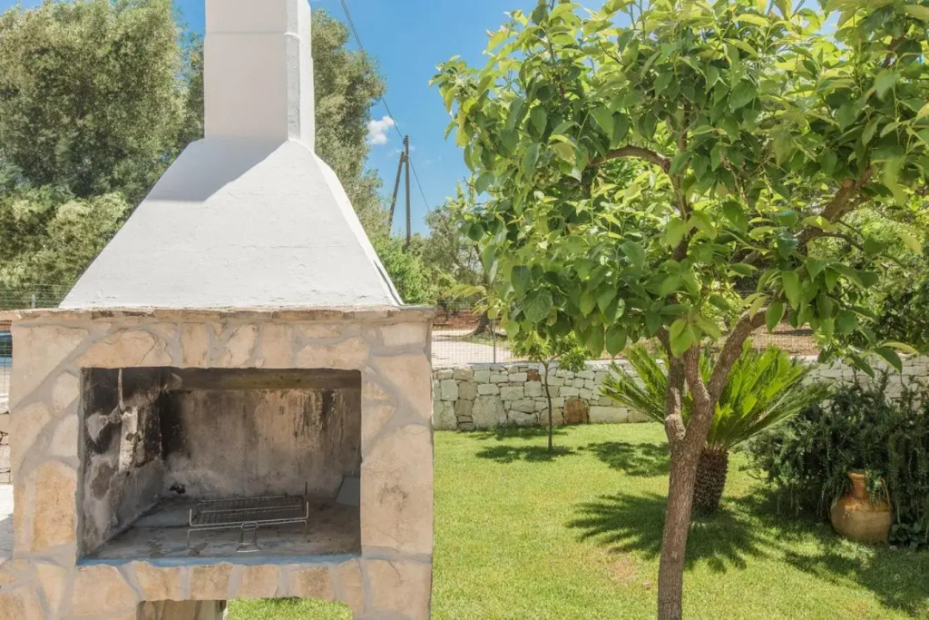 Trullo del Mandarino con piscina