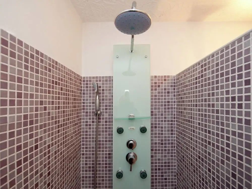Villa in Bagnols with Pool & Near Nature Parks