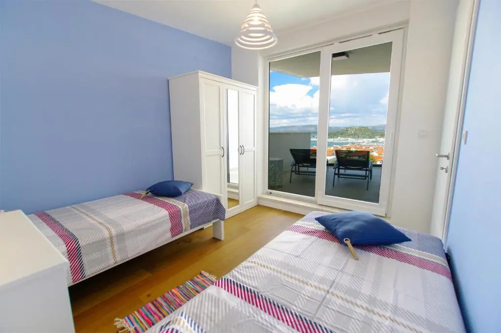 Brand New apartment in Murter id:100