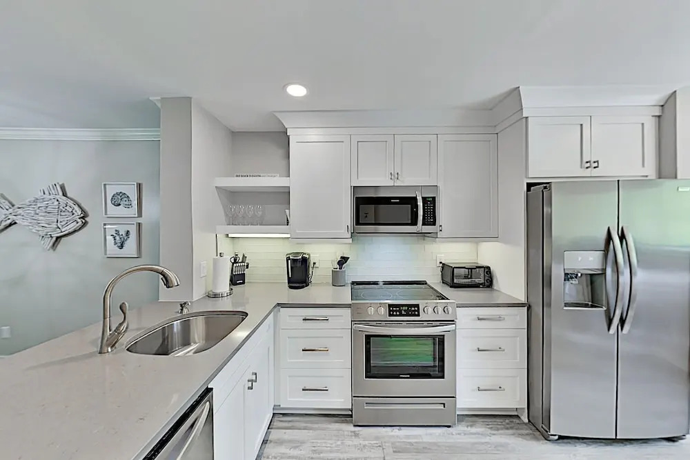 114sprin 2 Bedroom Condo