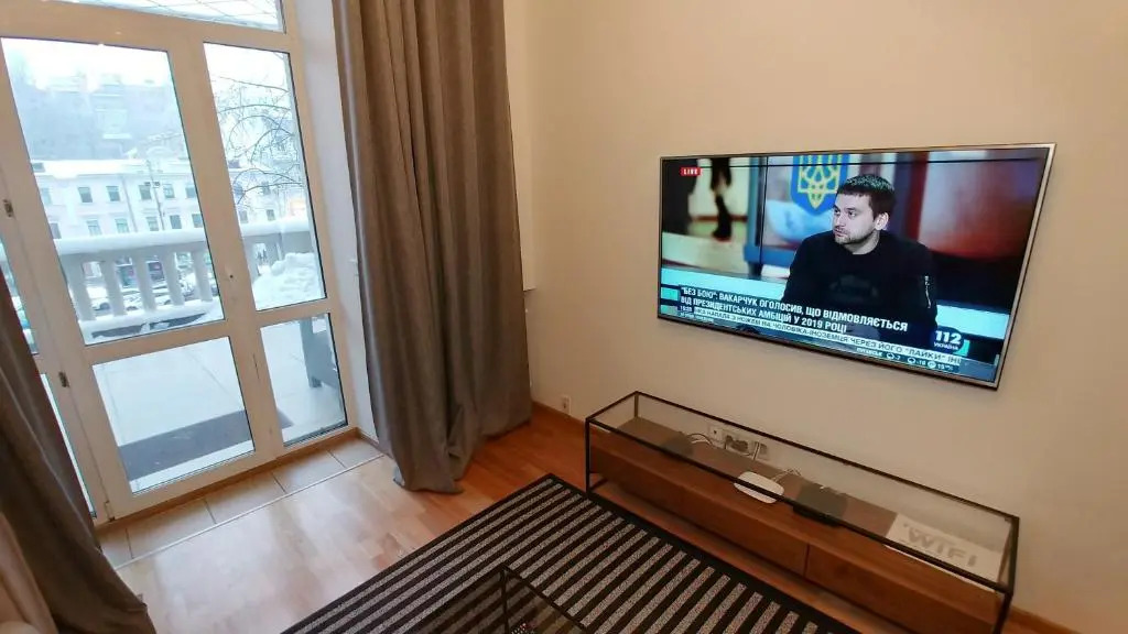 One bedroom. Luxe. 29 Khreshchatyk str. Besarabka