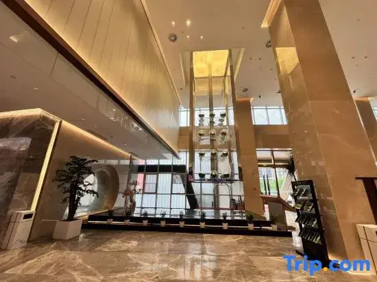 Maojian Holiday Hotel