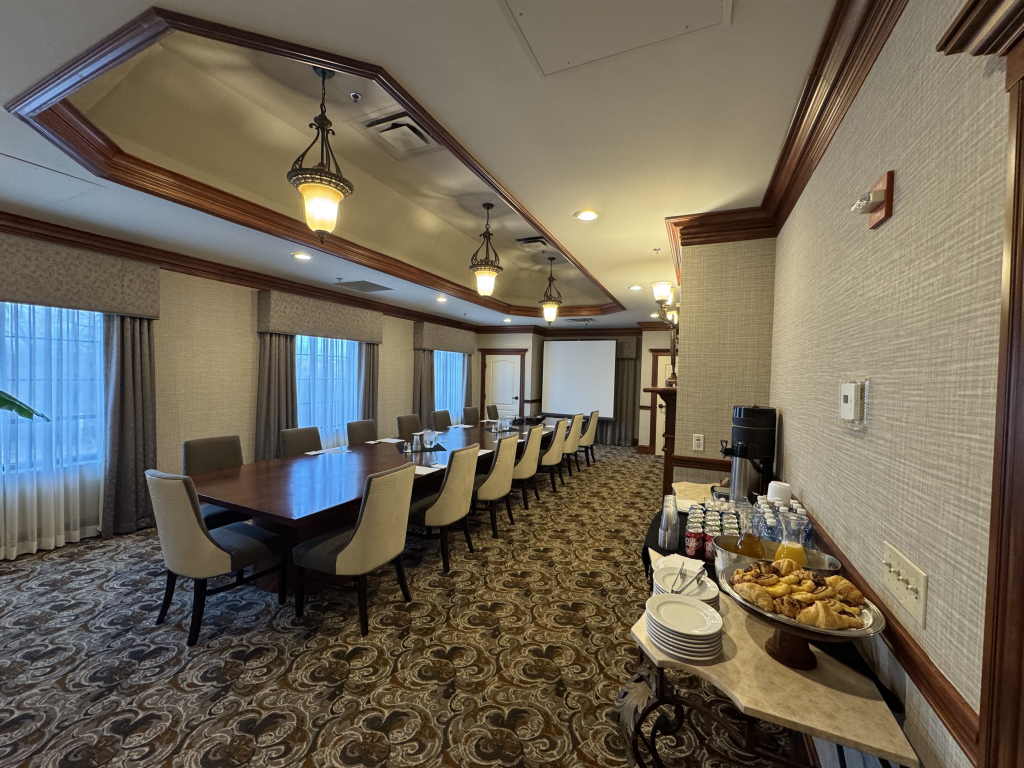 Holiday Inn Hotel & Suites Minneapolis-Lakeville by IHG