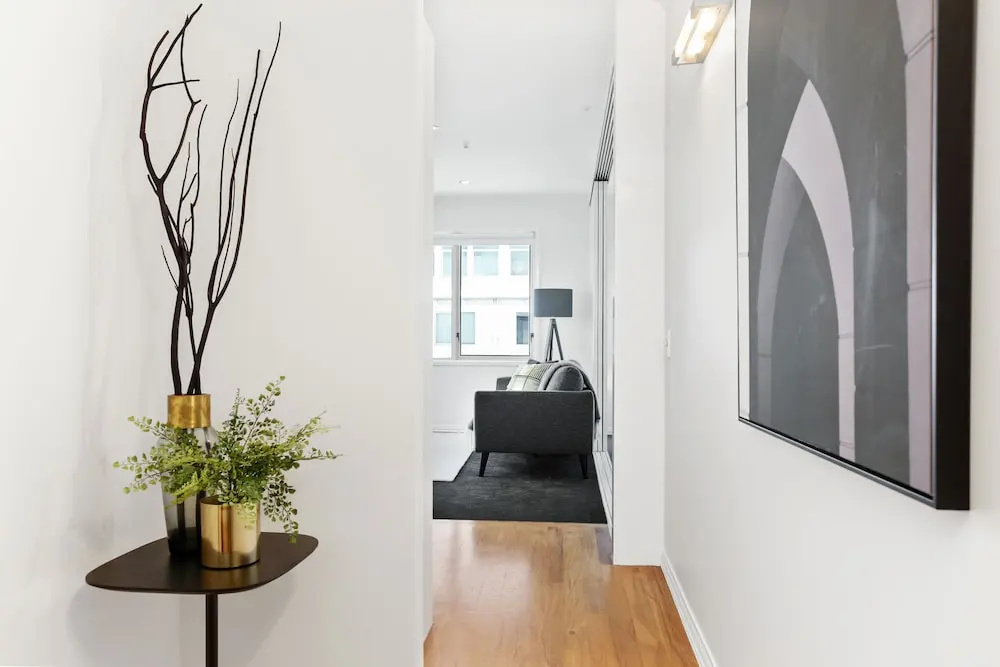 Newly Refurnished Stylish One Bedroom