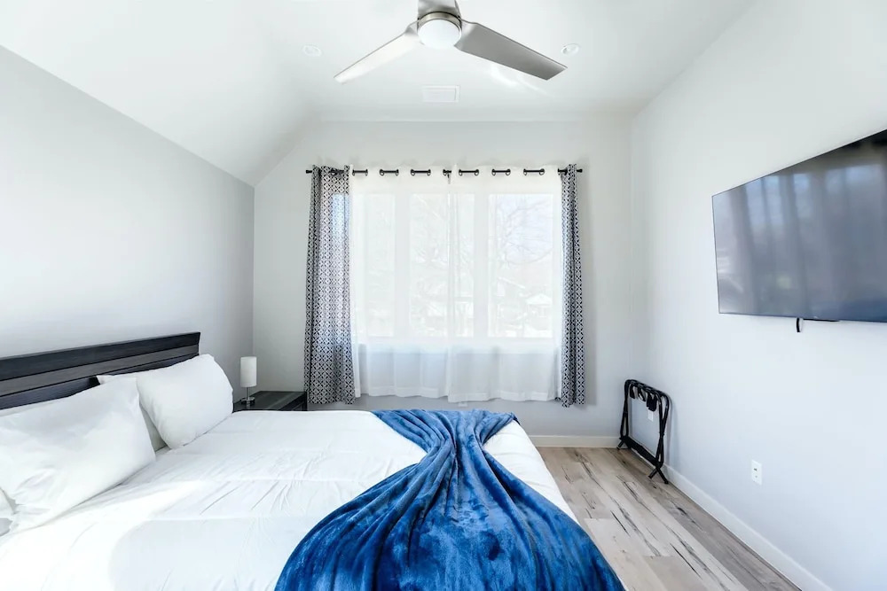 Trendy 3 Bedroom in South Austin!