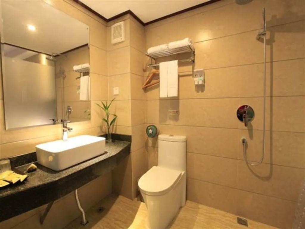 Yangshuo Huaxiangmanting Xijie Hotel