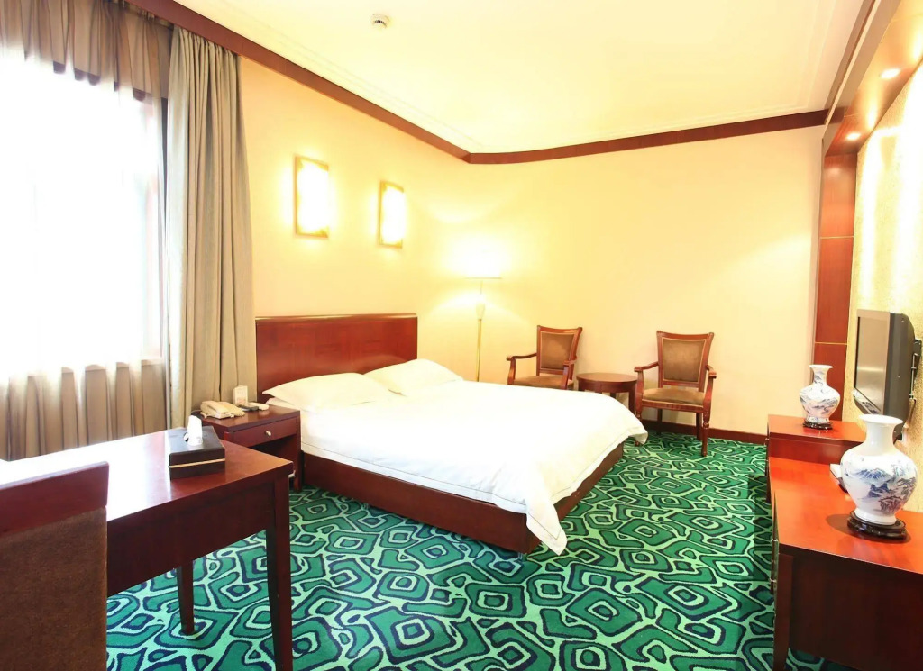 JI Hotel Shanghai Xuhui Yueyang Road