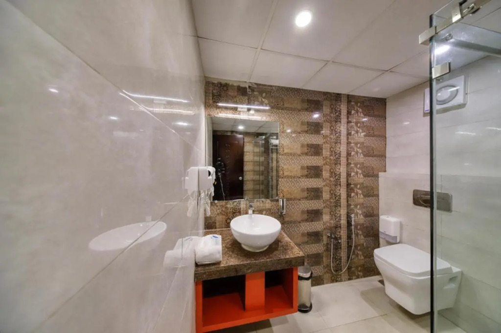 Regenta Inn Vadodara, 500m from Railway Station