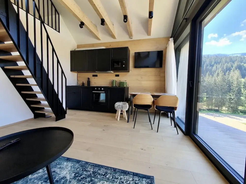 Apartment in Krkonoše with Mountain Views