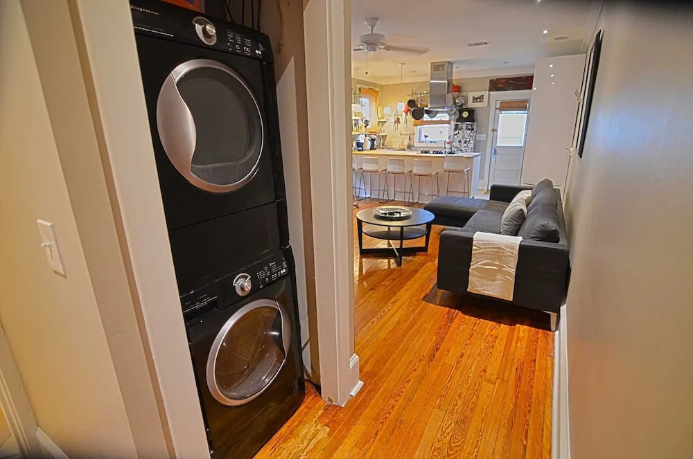 In The Heart Of Ocean City Nj 3br 3 Bedroom Condo