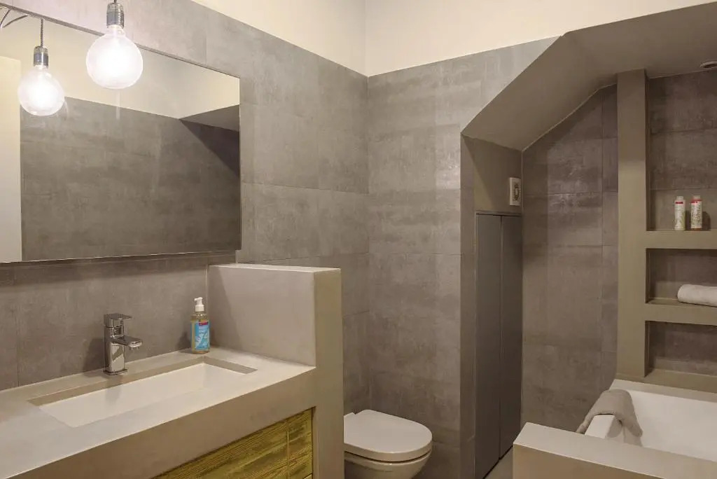 Monolia Maisonettes
