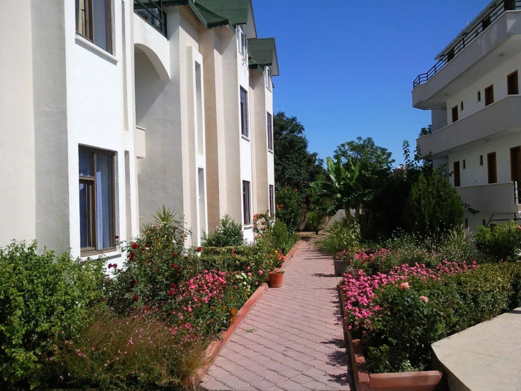 Ares Hotel