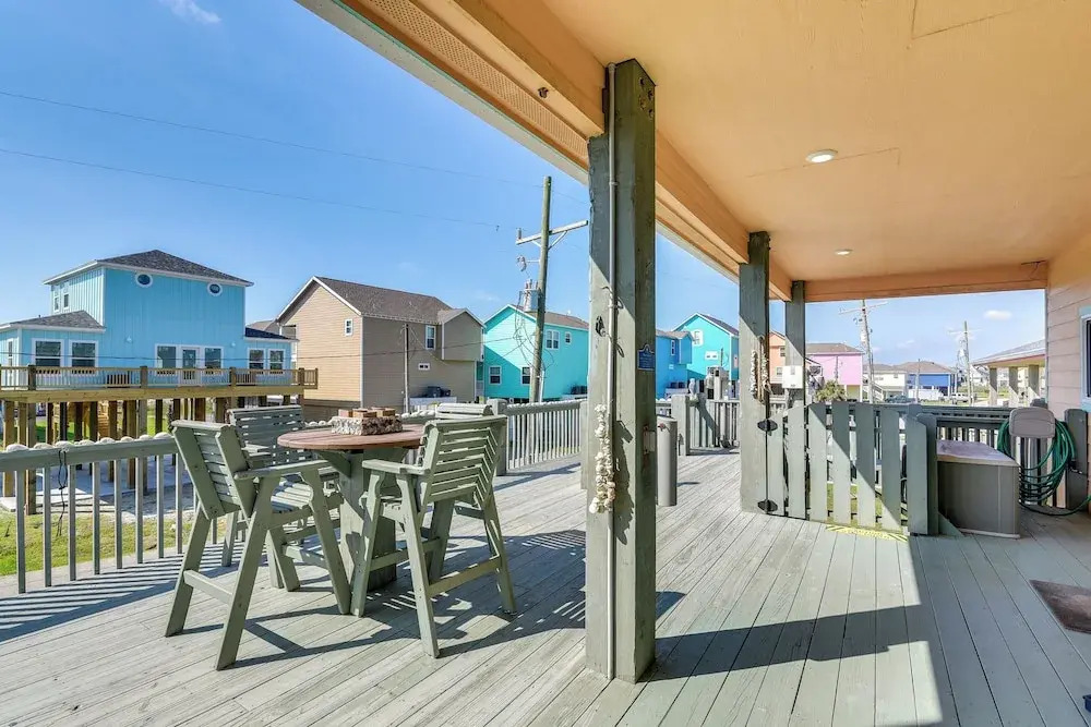 Ocean-view Balcony! Coastal Haven in Crystal Beach