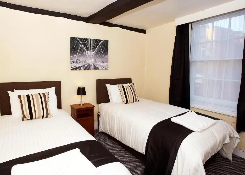 The Black Swan Inn
