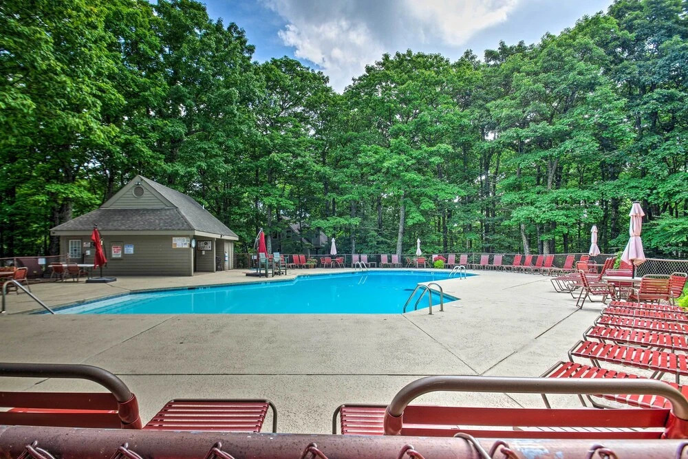 Idyllic Wintergreen Condo w/ Resort Amenities
