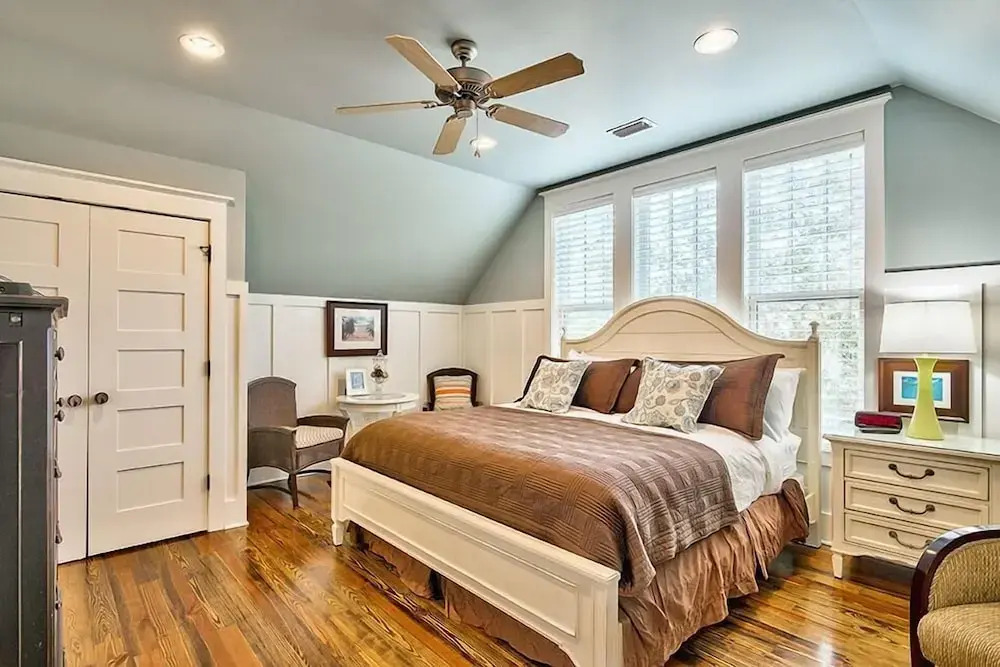 Ocean 52 3 Bedroom Holiday Home by Five Star Properties