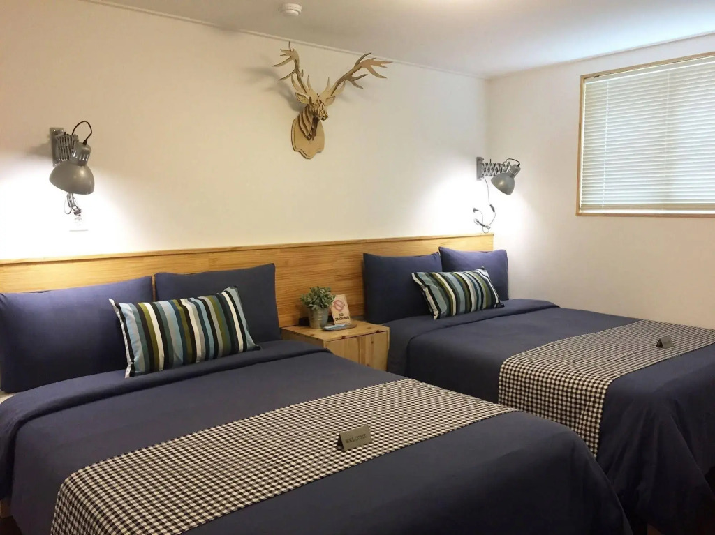 Hostel Beige 2nd